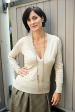 carrie anne moss