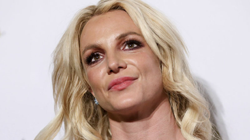  Britney Spears Reveals Why She Moved to Mexico: ‘The Paparazzi Have Always Been Incredibly Cruel to Me’