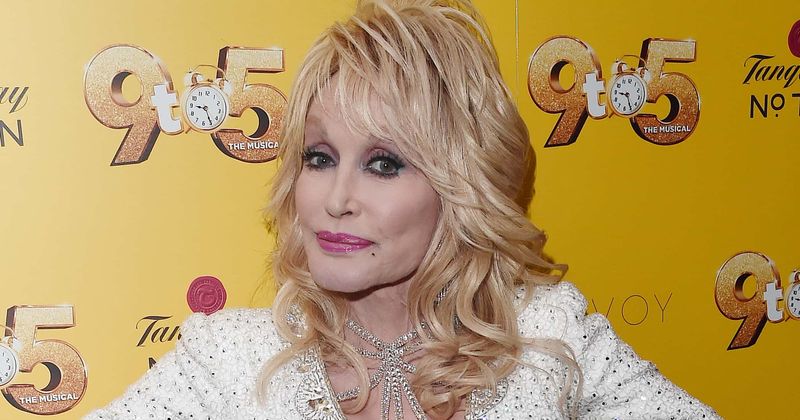  Dolly Parton Says, “We’re Looking for Performers Who Can Capture the Spirit of My Journey” for Broadway Musical