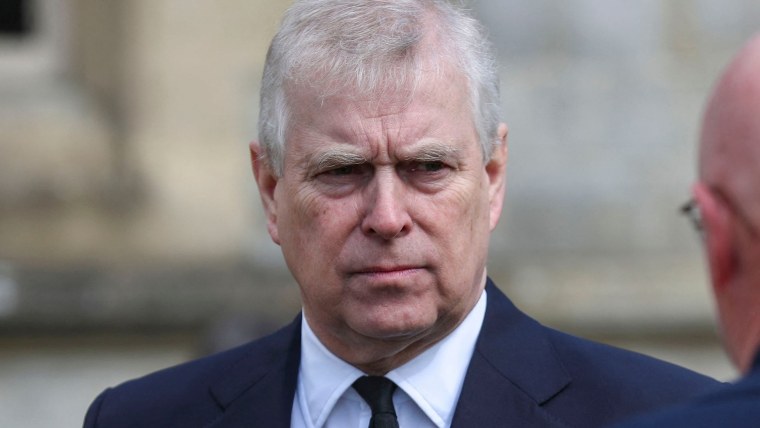  Prince Andrew Criticized for Refusing to Leave Royal Lodge: “Hung Up on Image and Grandeur”