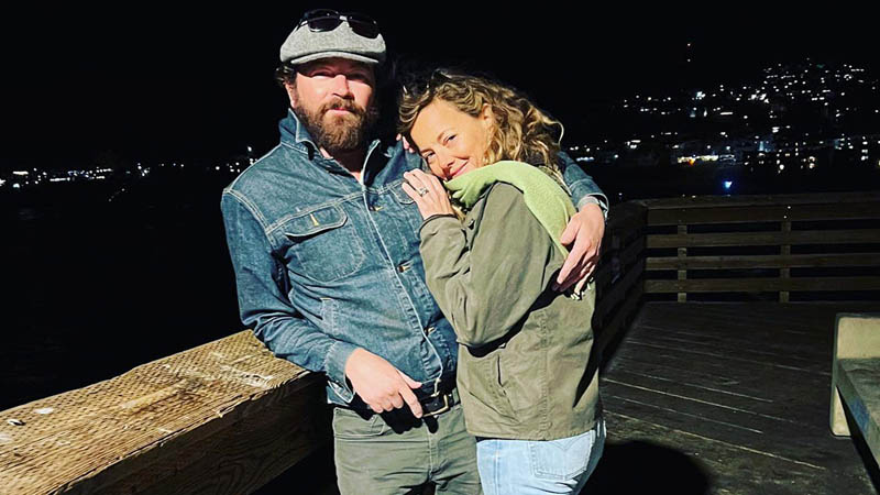 Bijou Phillips relaxes Bahamas Danny Masterson