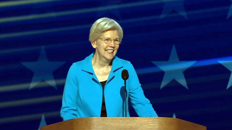  Sen. Elizabeth Warren Takes a Jab at Trump and Vance with a Viral Joke at the DNC