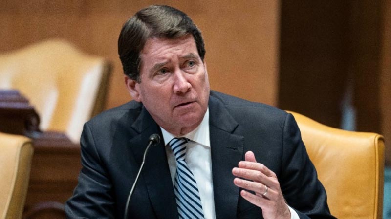  Bill Hagerty Downplays Need for FBI Background Checks: ‘The Public Cares About the Mandate’